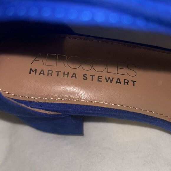 Like New Aerosoles Heels - Picture 5 of 15